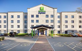 Holiday Inn Express Poole By Ihg